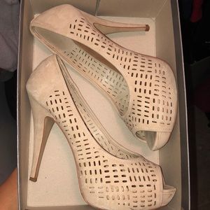 Apt 9 suede cream heels